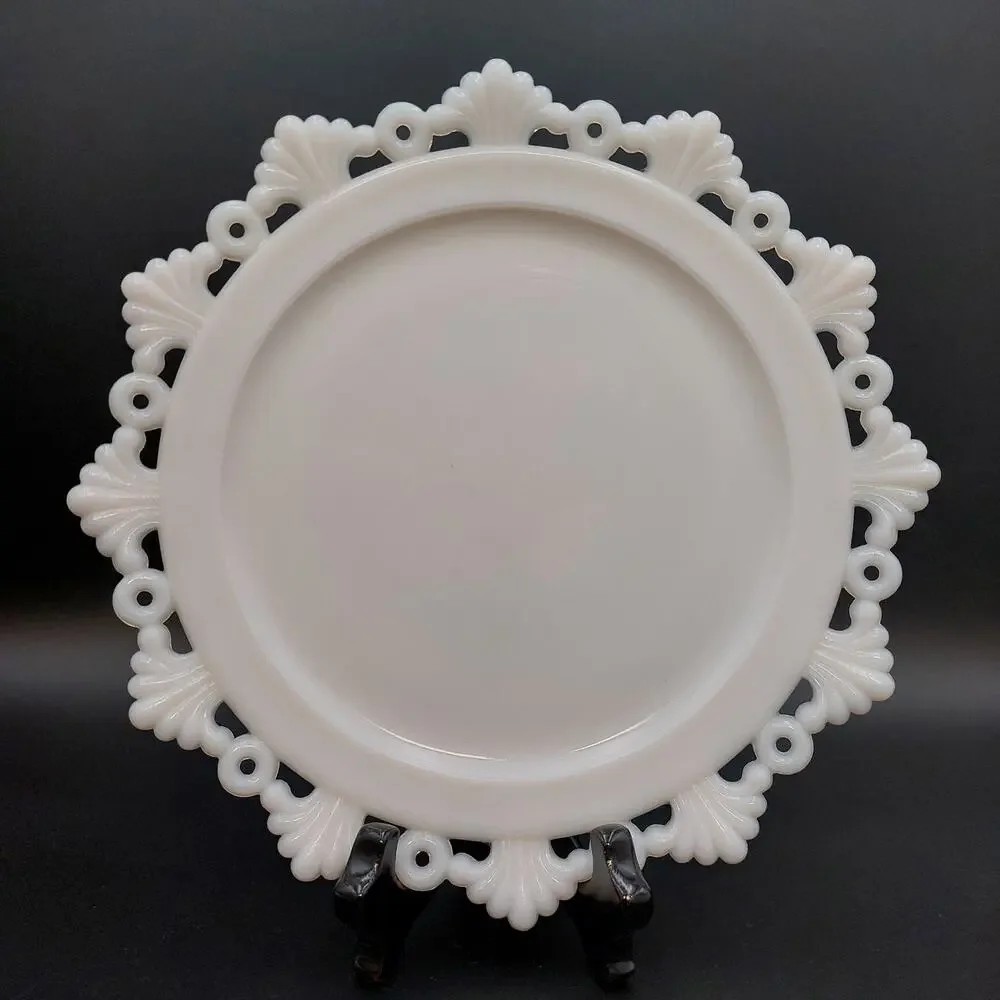 Vtg Westmoreland Milk Glass Ring and Petal 8 1/4